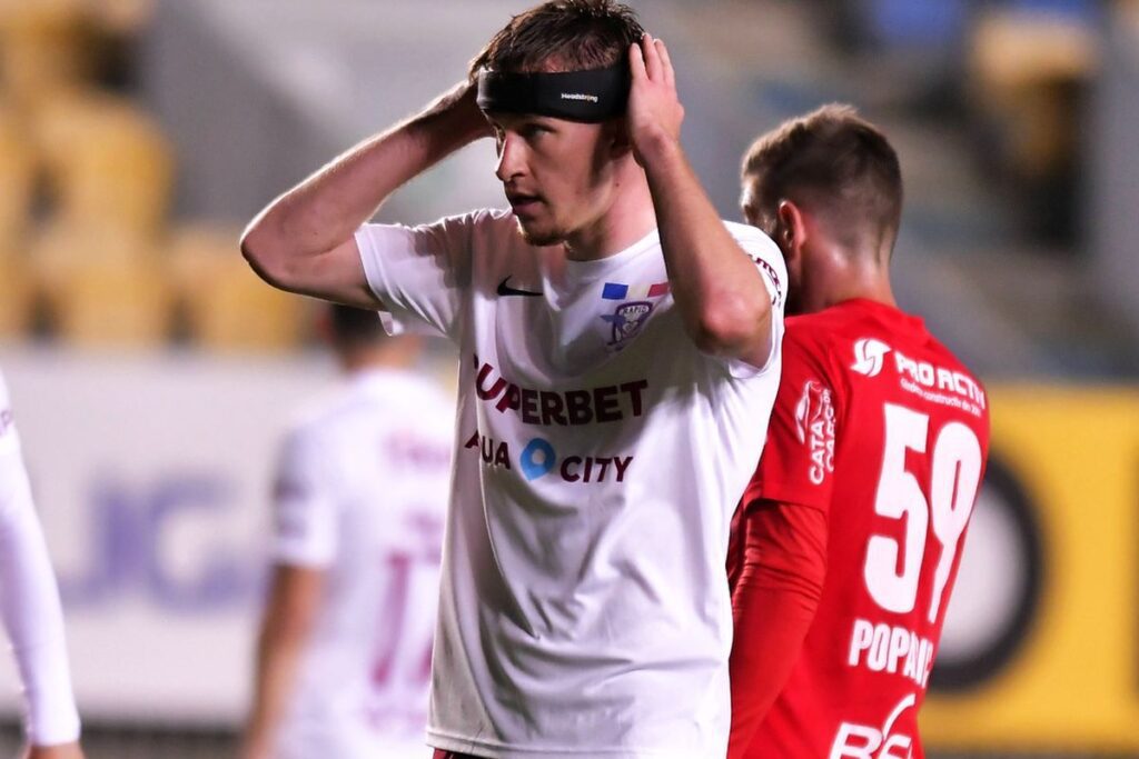 RAPID. Suferința neștiută a lui Mattias Kait : bentița ascunde un traumatism!