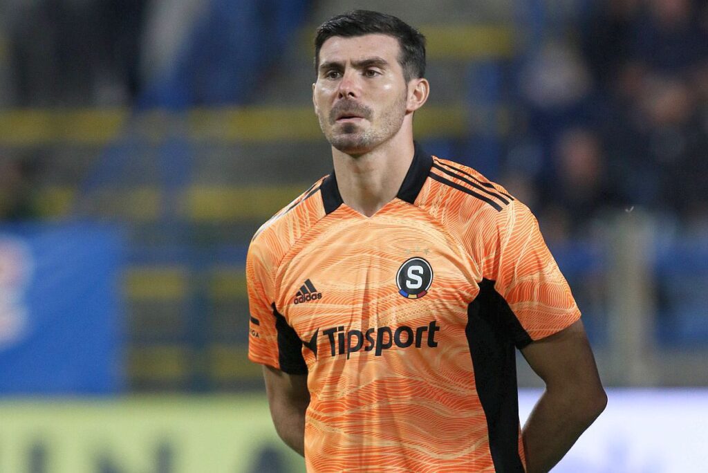 Ce contract i-ar fi propus CFR Cluj lui Florin Niță