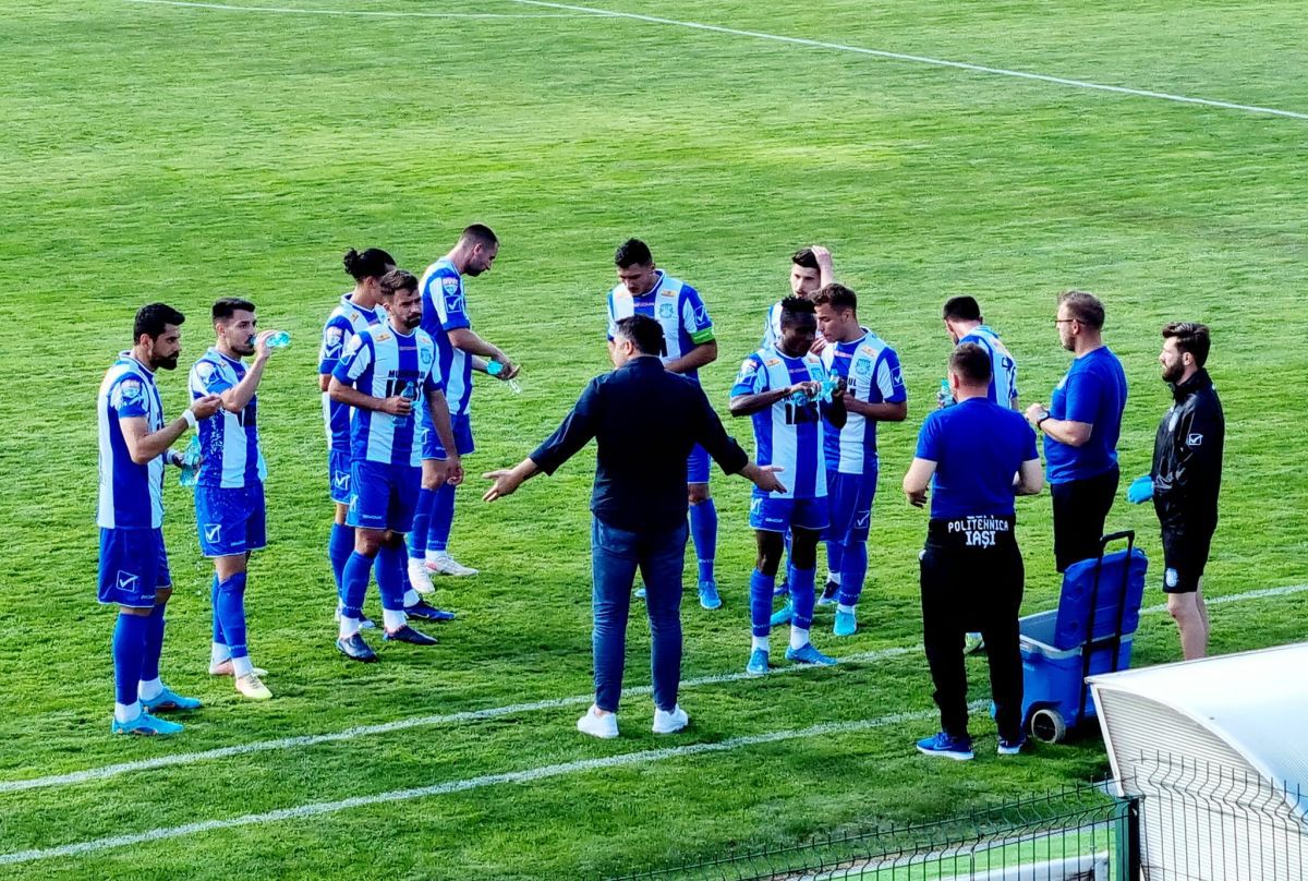 Poli Iași pleacă în al doilea cantonament al verii » Cum arată lotul deplasat de Claudiu Niculescu în Bulgaria